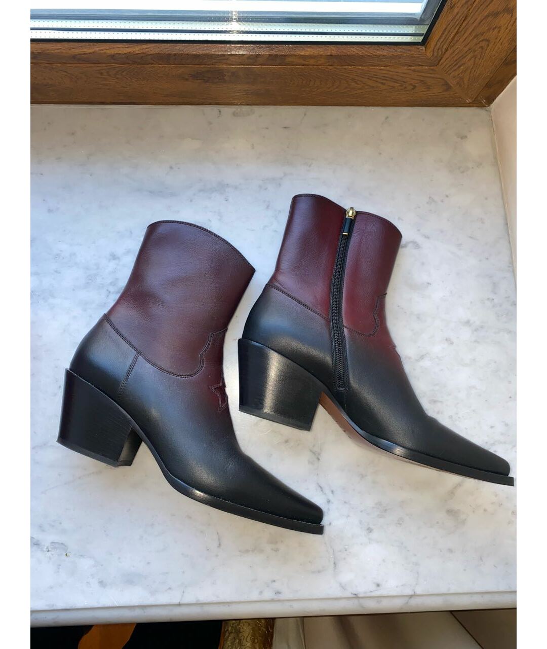 CHRISTIAN DIOR Бордовые кожаные сапоги, фото 2