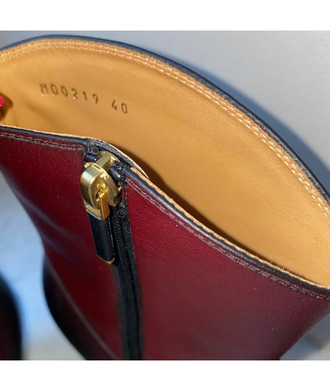 CHRISTIAN DIOR Бордовые кожаные сапоги, фото 3