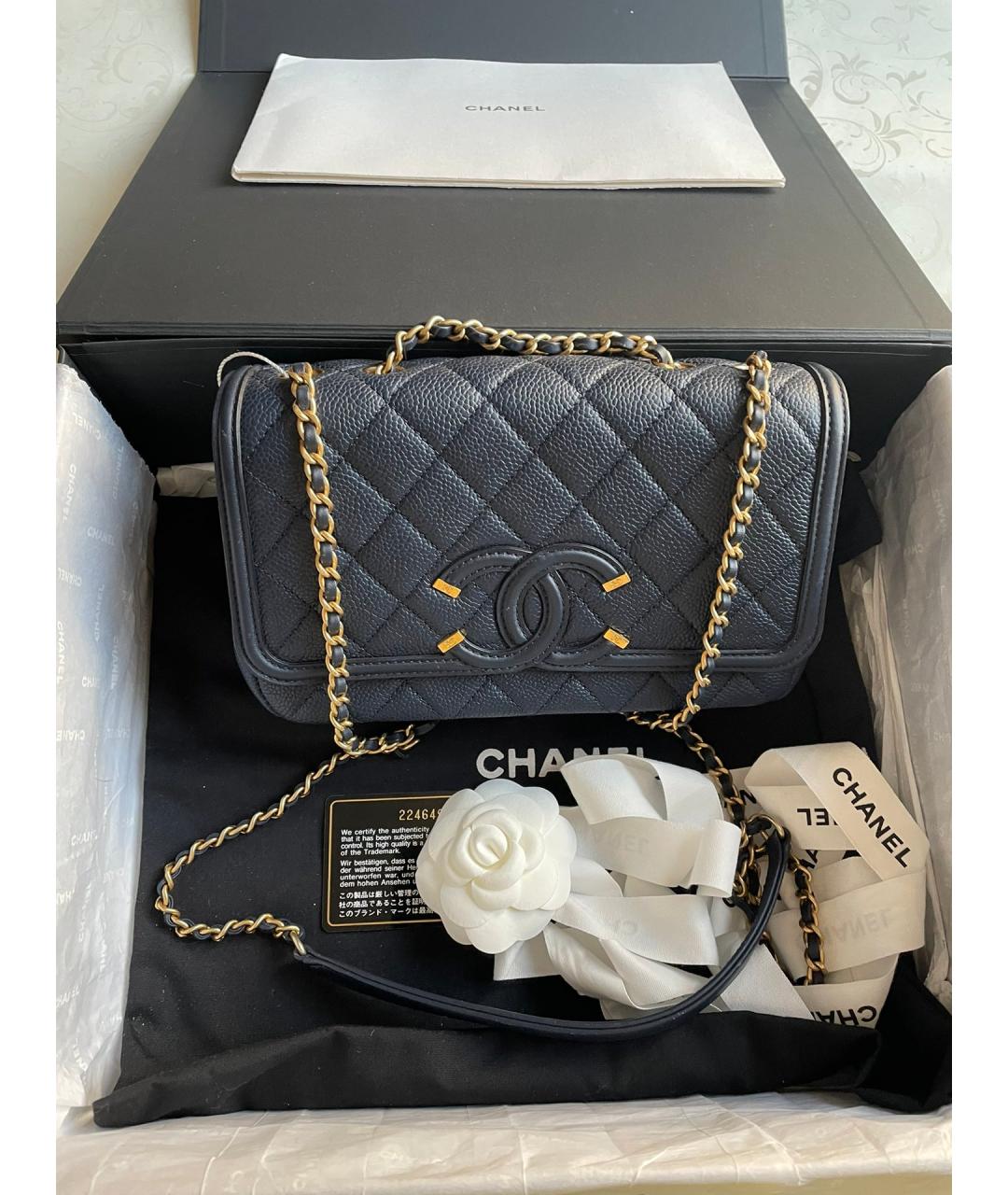 CHANEL Темно-синяя кожаная сумка через плечо, фото 4