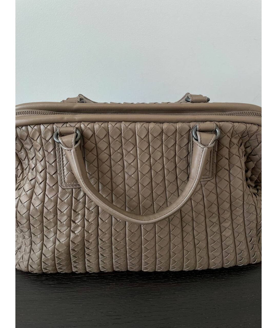 BOTTEGA VENETA Серая кожаная сумка тоут, фото 2