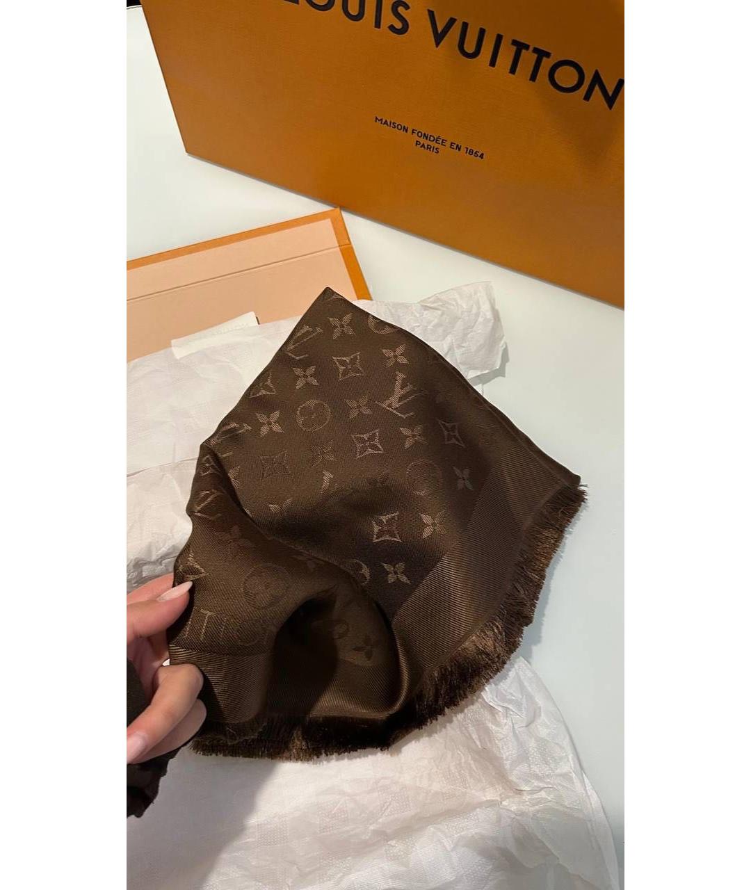 LOUIS VUITTON Коричневый шелковый платок, фото 3