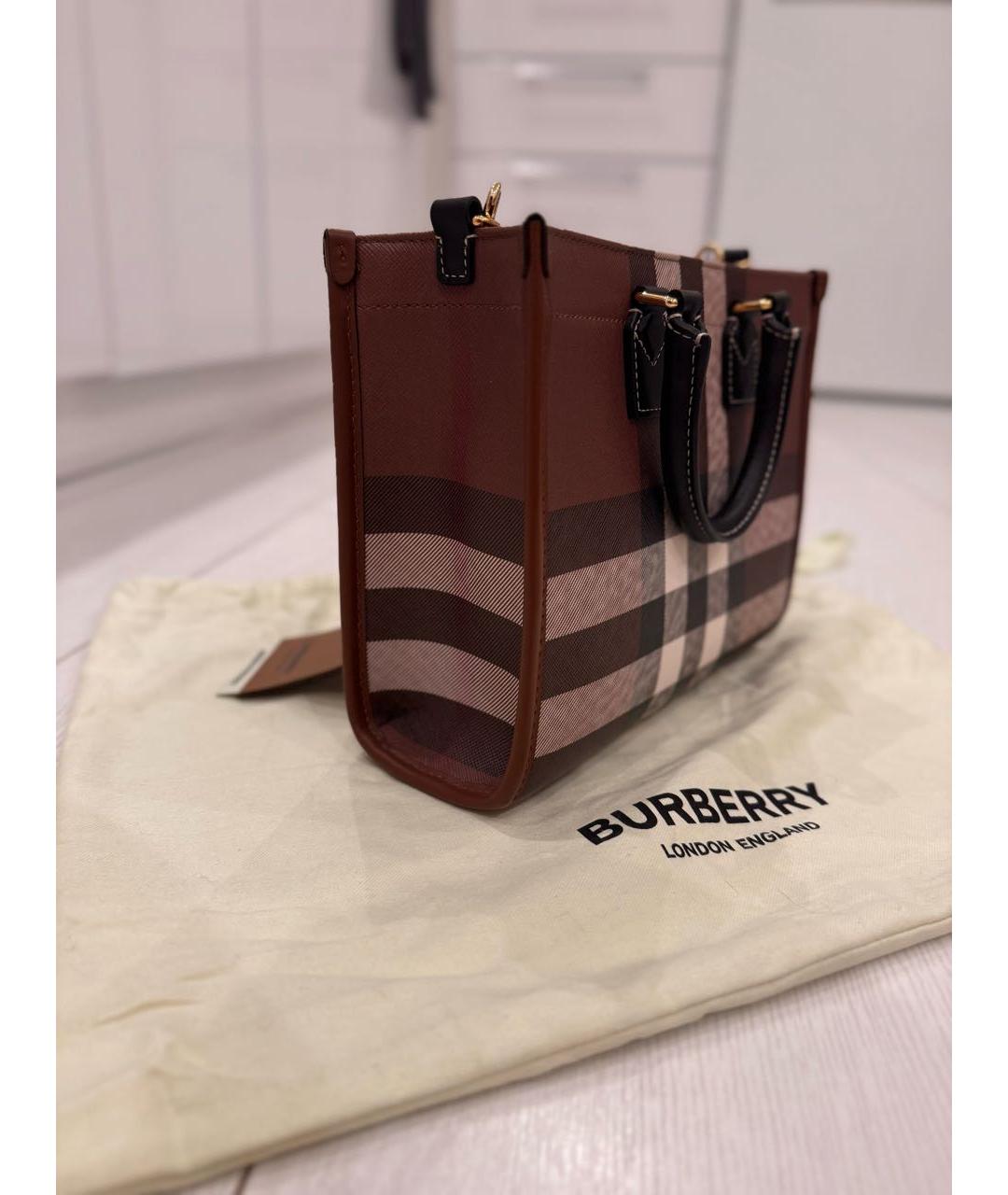 BURBERRY Коричневая кожаная сумка с короткими ручками, фото 2