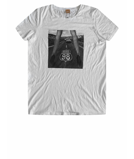 

Футболка HUGO BOSS