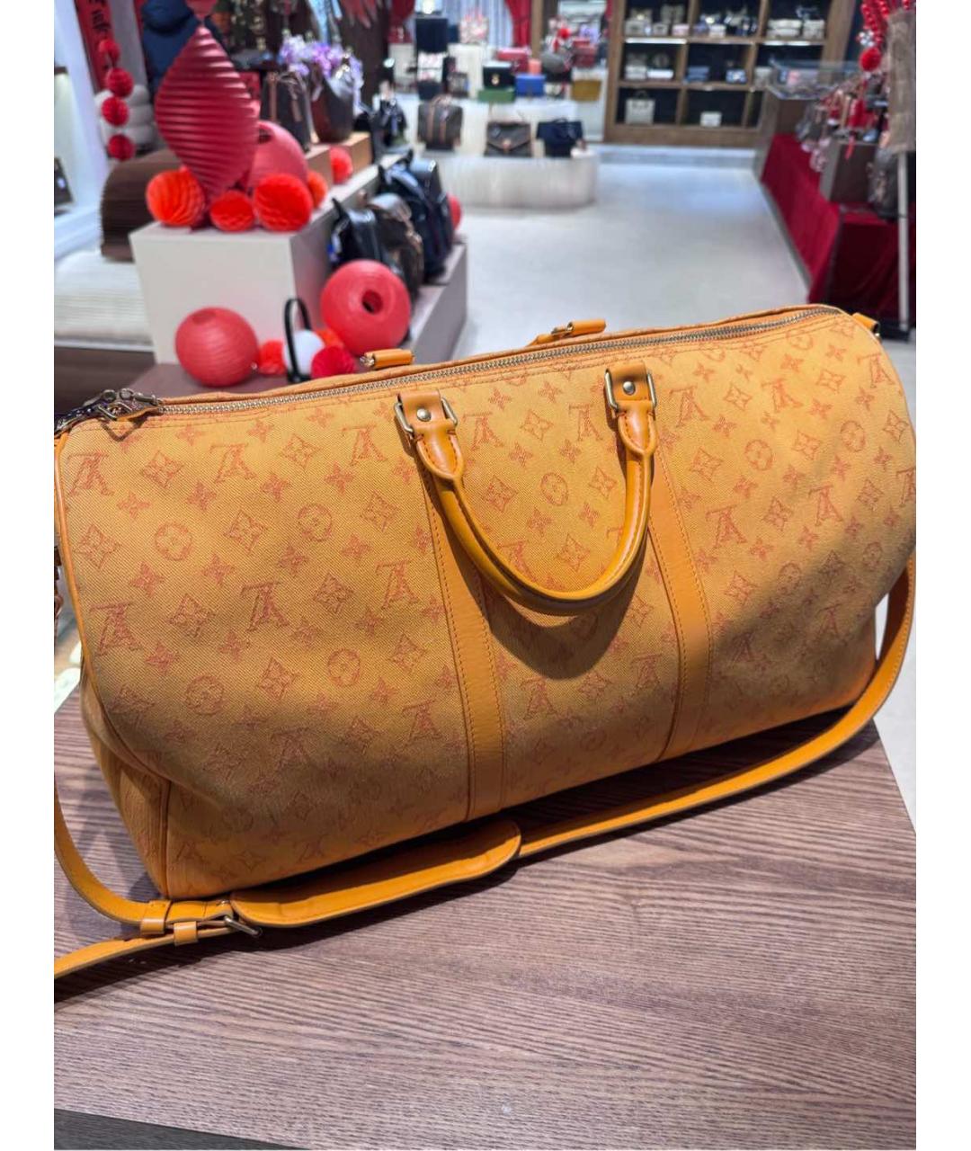 LOUIS VUITTON Горчичная деним дорожная/спортивная сумка, фото 2