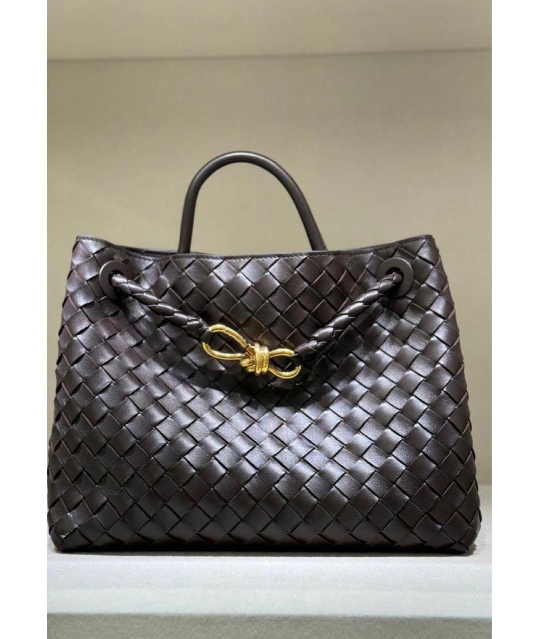 BOTTEGA VENETA Коричневая кожаная сумка с короткими ручками, фото 2