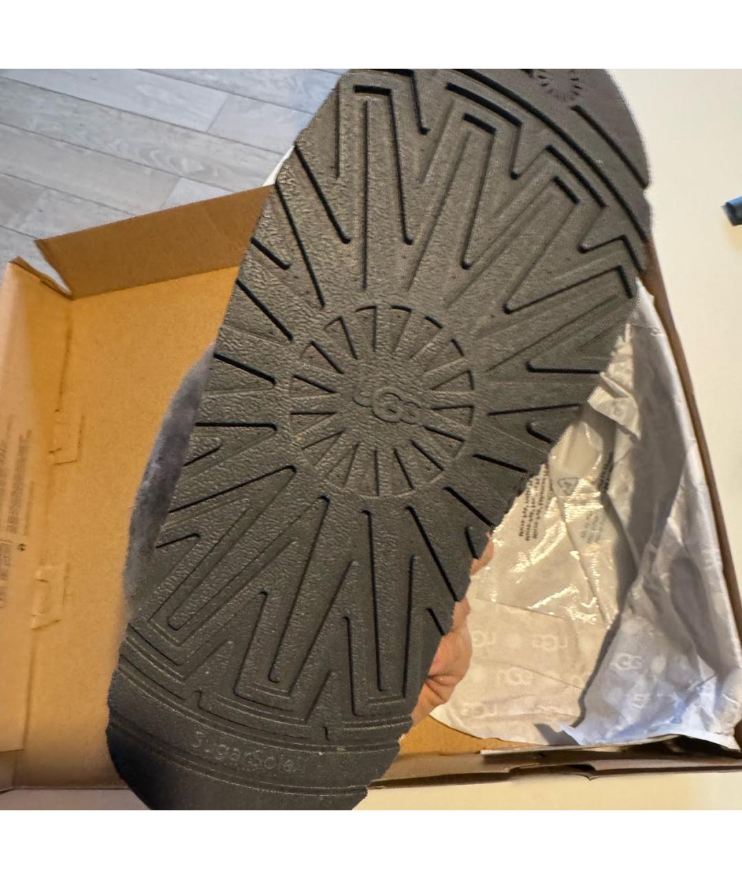 UGG AUSTRALIA Серые замшевые сабо, фото 3