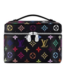 LOUIS VUITTON Косметичка