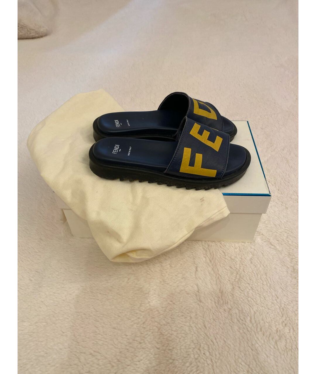 FENDI Темно-синие кожаные сандалии и шлепанцы, фото 7
