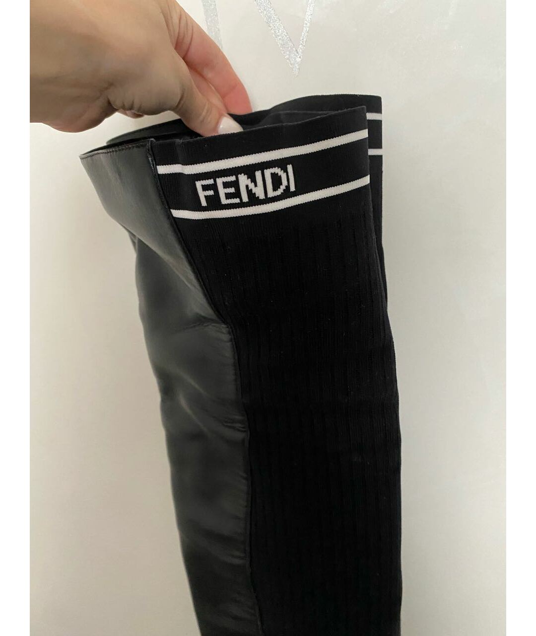 FENDI Черные кожаные ботфорты, фото 4