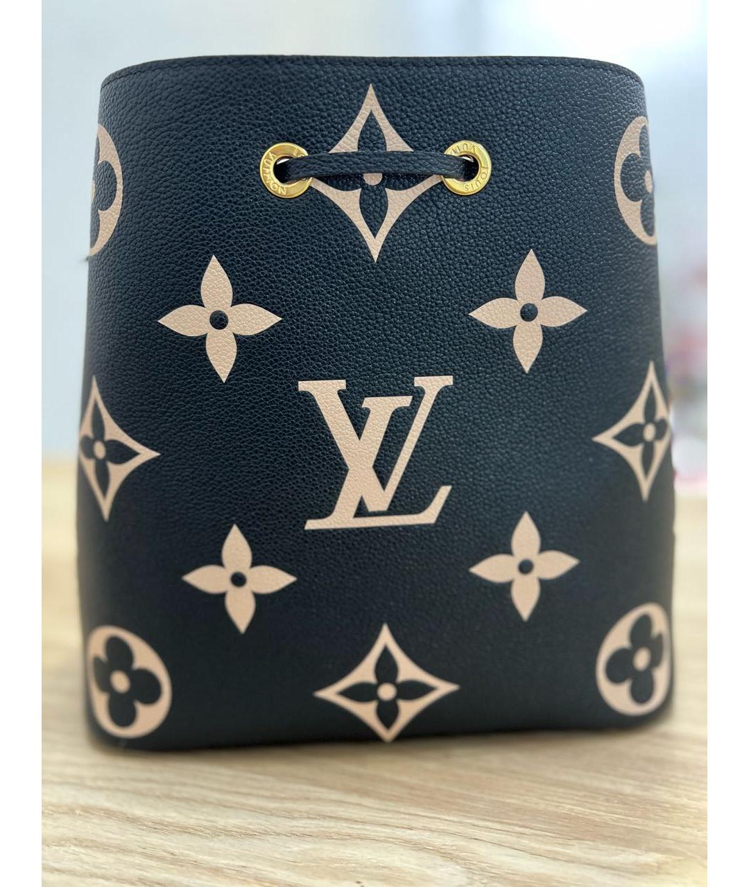 LOUIS VUITTON Черная кожаная сумка тоут, фото 4