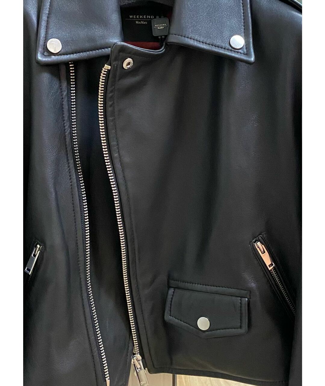 WEEKEND MAX MARA Черная кожаная куртка, фото 4