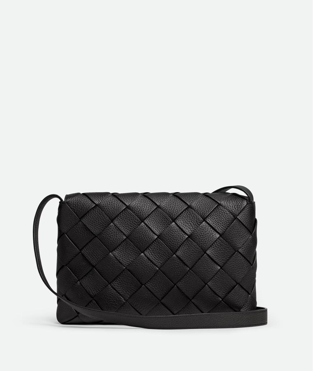 BOTTEGA VENETA Черная кожаная сумка на плечо, фото 5