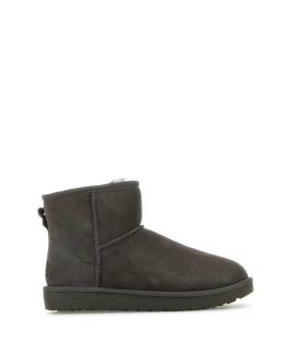 UGG AUSTRALIA Ботинки