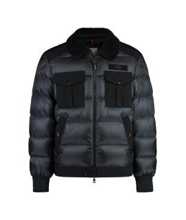 MONCLER Пуховик