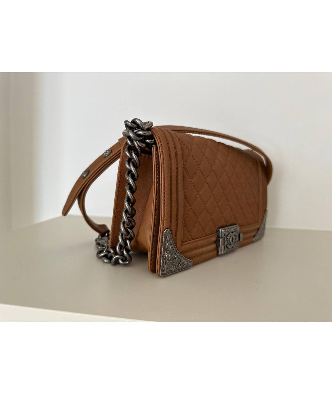 CHANEL Коричневая кожаная сумка через плечо, фото 3