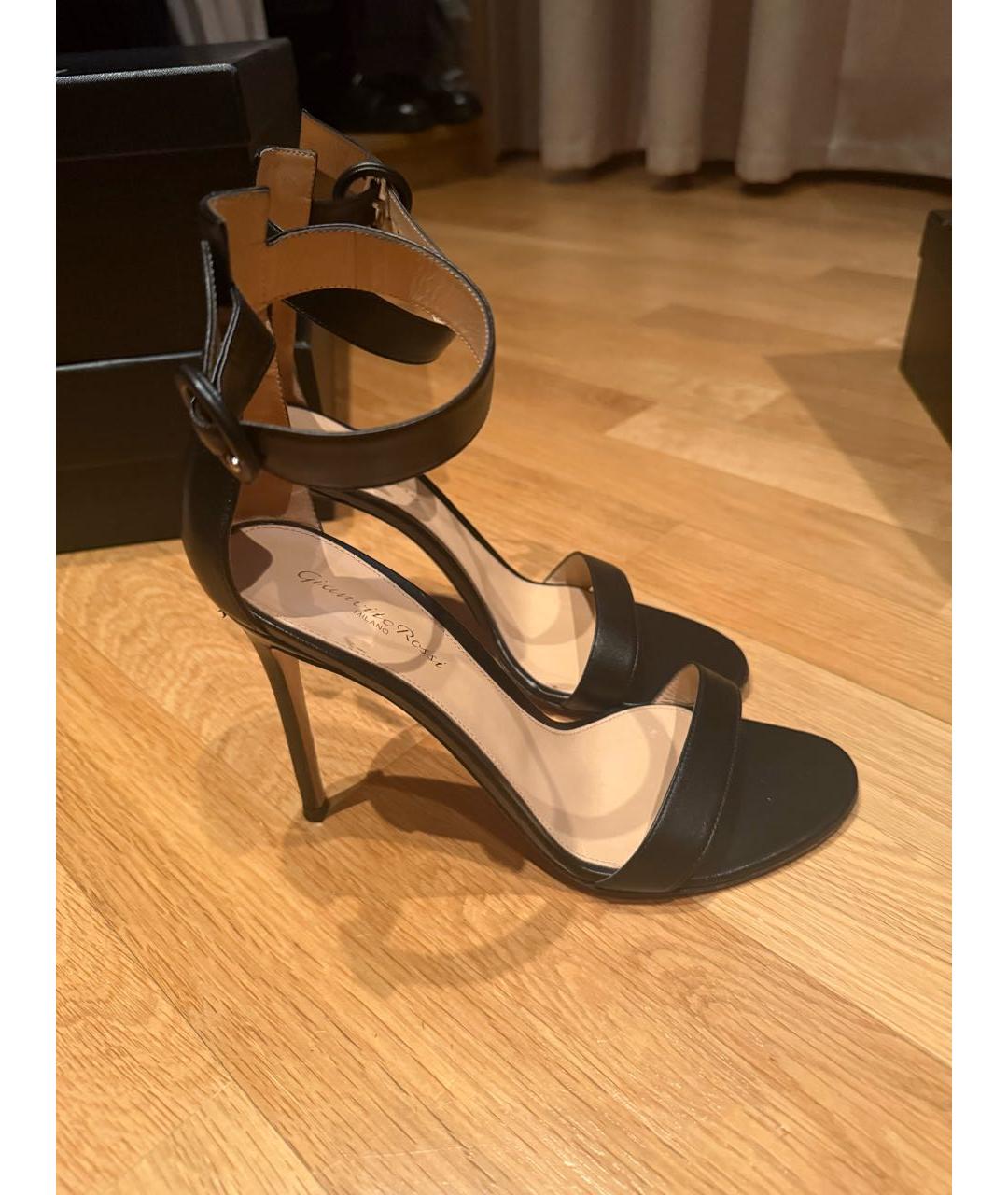 GIANVITO ROSSI Черные кожаные босоножки, фото 6