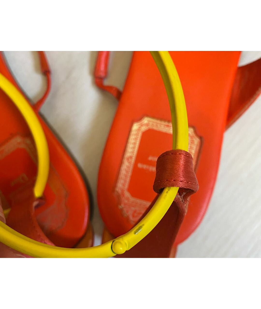 CHRISTIAN DIOR PRE-OWNED Оранжевое текстильные сандалии, фото 6