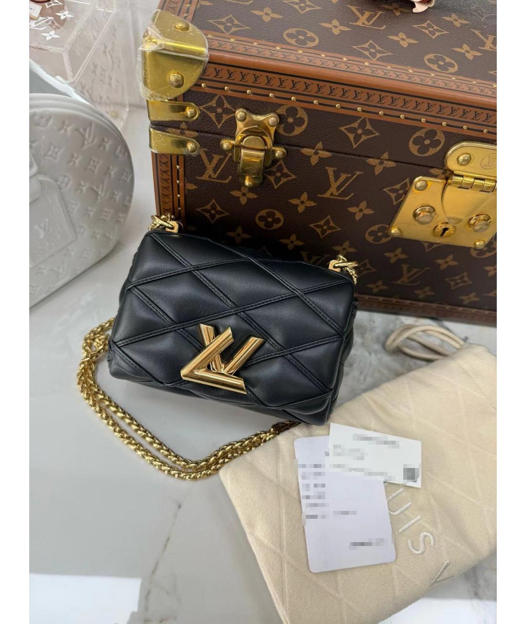 LOUIS VUITTON Черная кожаная сумка через плечо, фото 2