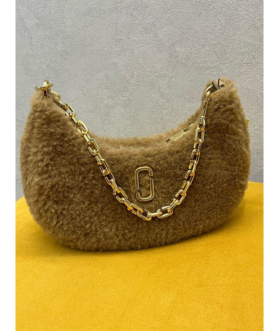 MARC JACOBS Бежевая меховая сумка с короткими ручками, фото 9