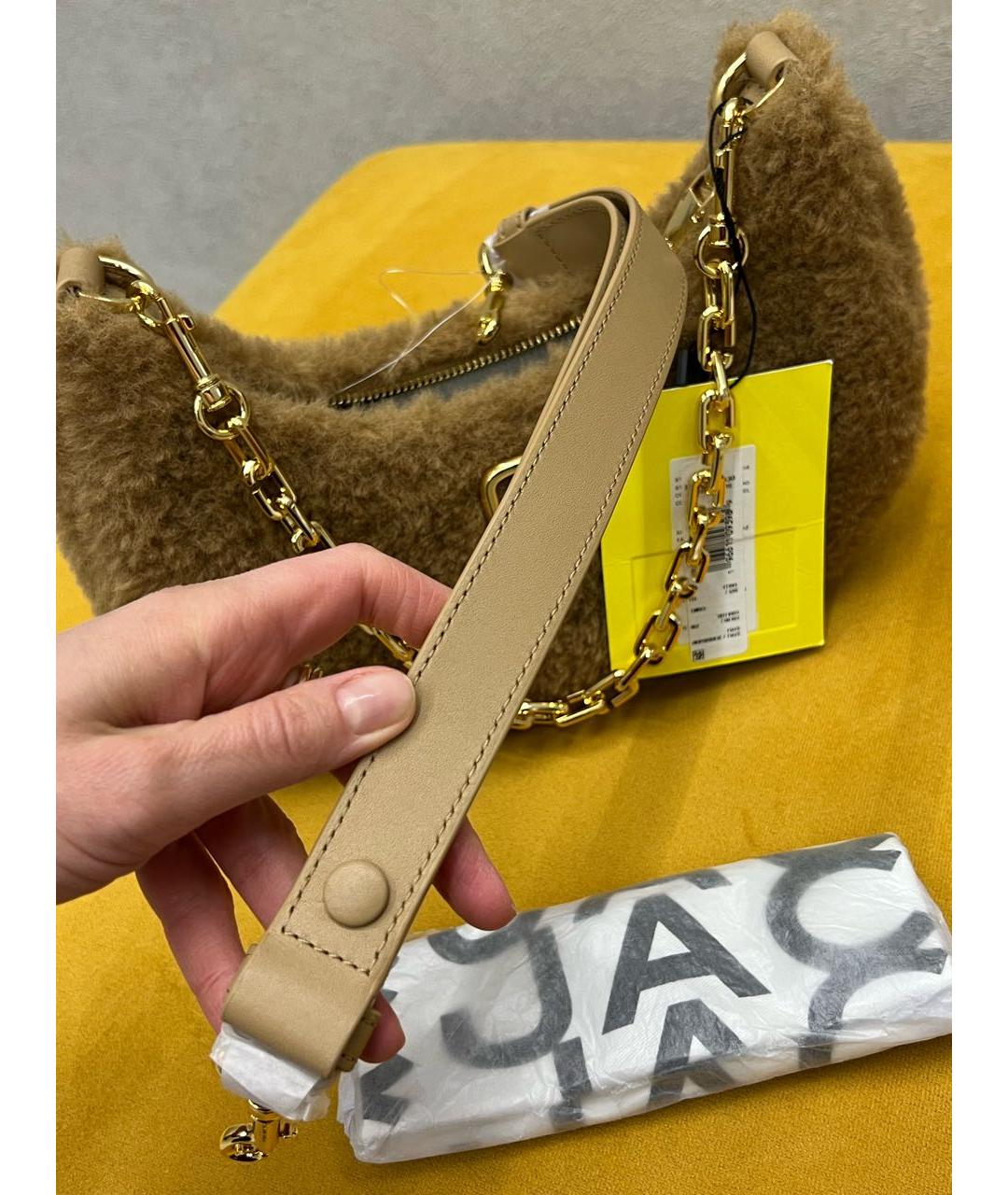 MARC JACOBS Бежевая меховая сумка с короткими ручками, фото 8