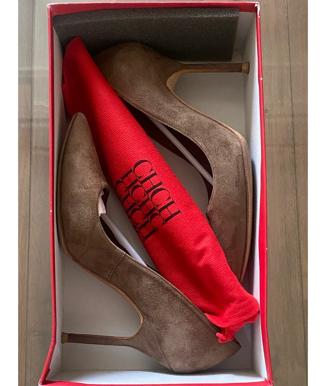 CAROLINA HERRERA Бежевые замшевые туфли, фото 6