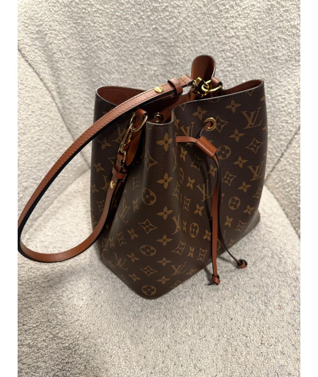 LOUIS VUITTON Коричневая кожаная сумка через плечо, фото 2