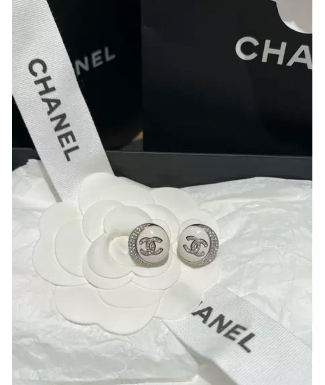 CHANEL Белые серьги, фото 5