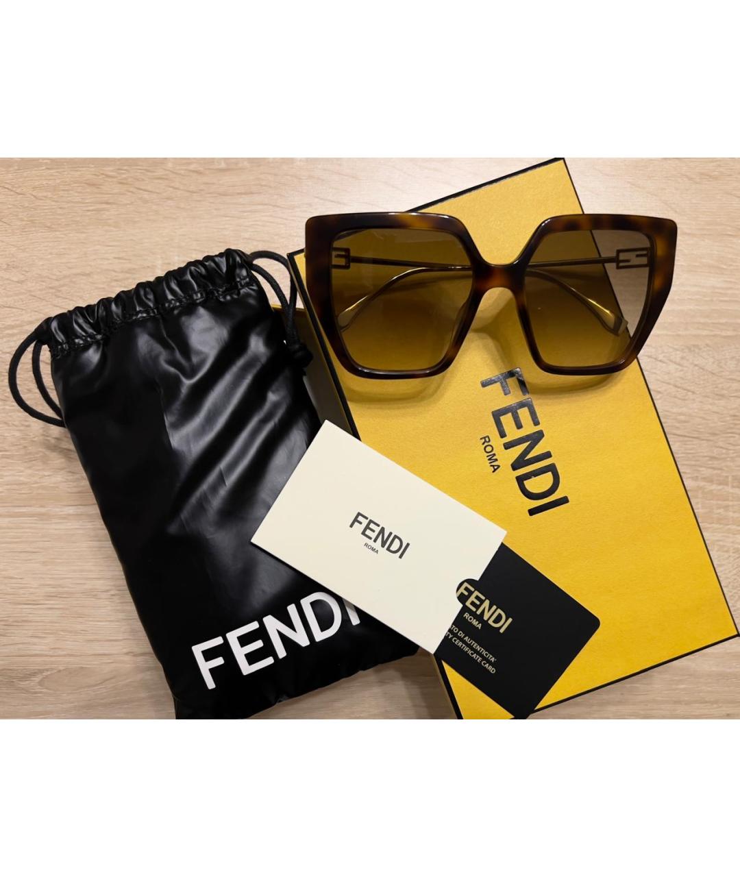 FENDI Коричневые солнцезащитные очки, фото 5