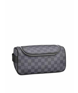 LOUIS VUITTON Дорожная и спортивная сумка