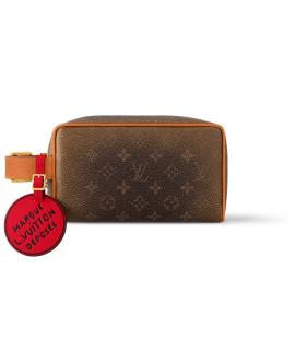 LOUIS VUITTON Дорожная и спортивная сумка