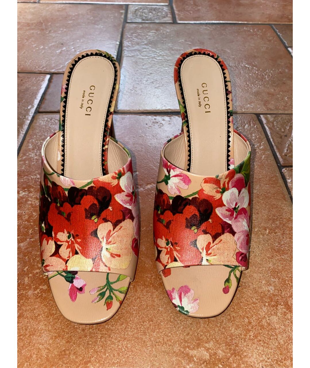 GUCCI Кожаные босоножки, фото 2