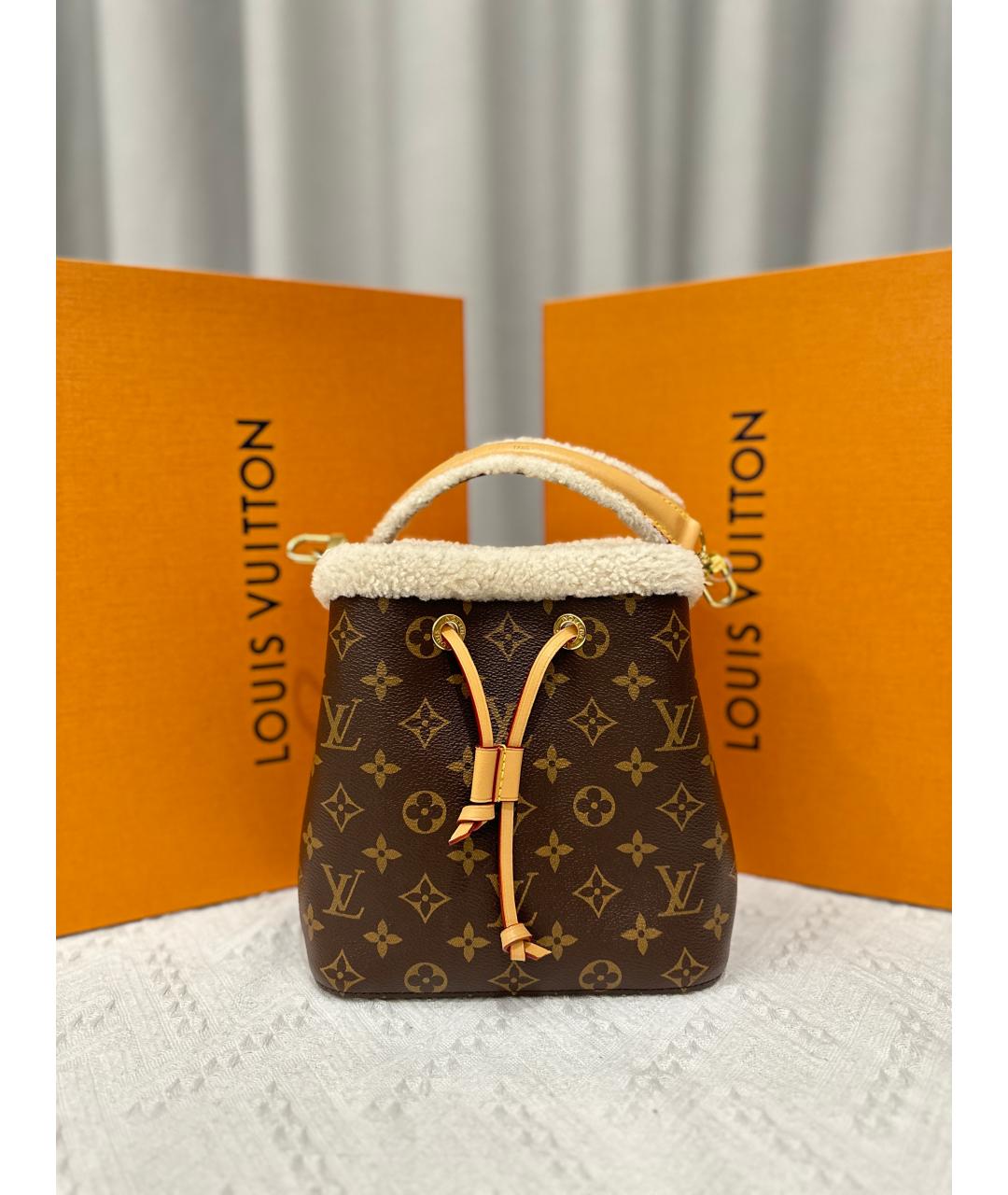 LOUIS VUITTON Кожаная сумка через плечо, фото 7