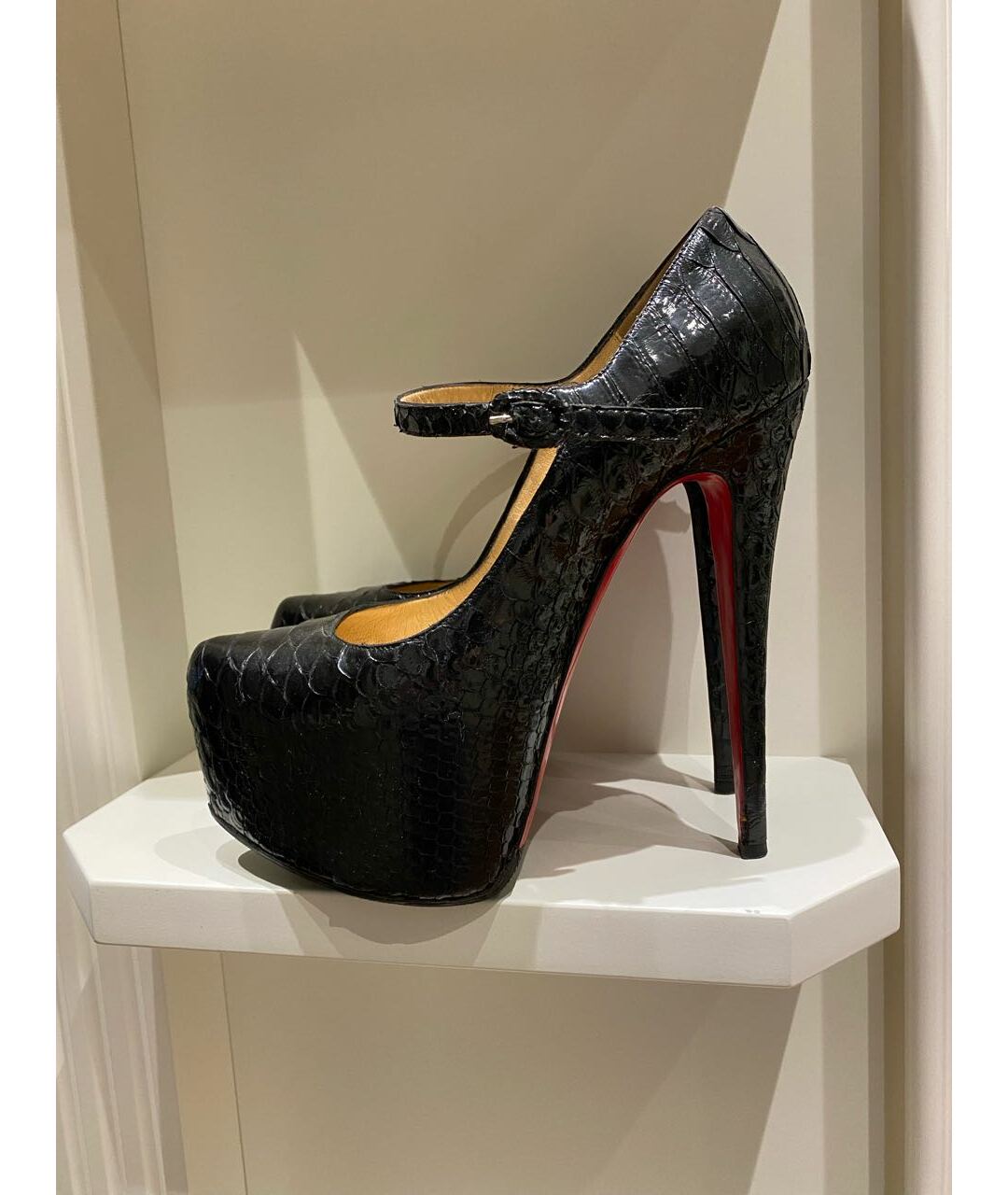 CHRISTIAN LOUBOUTIN Черные туфли из экзотической кожи, фото 5