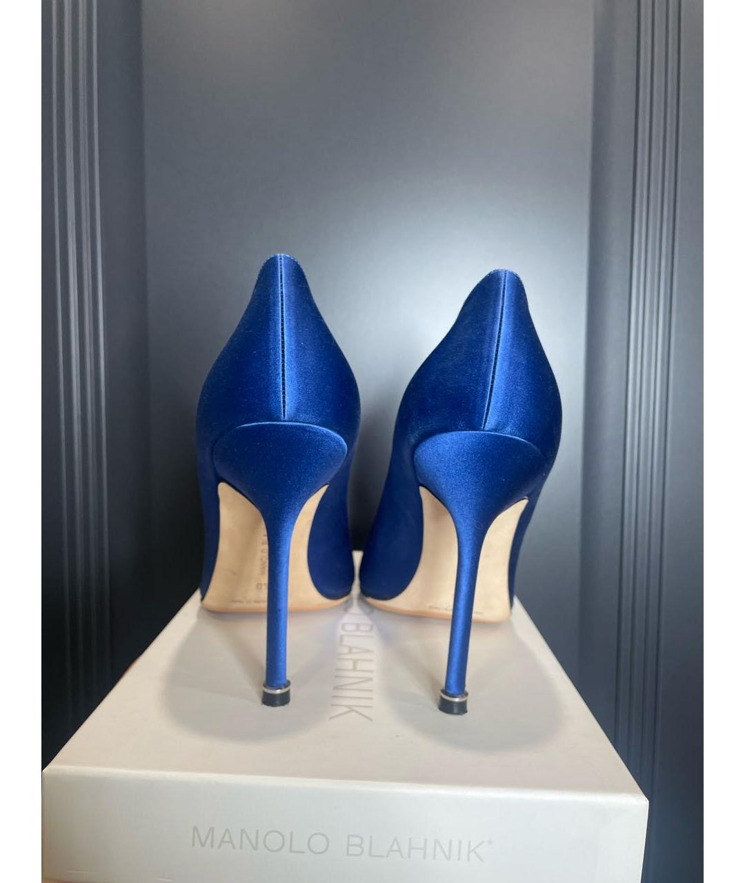 MANOLO BLAHNIK Синие текстильные туфли, фото 4