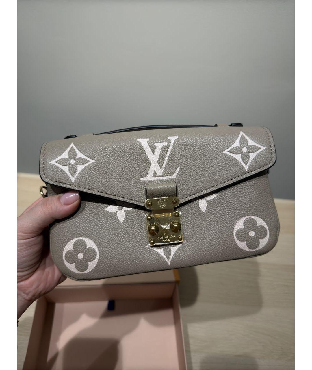 LOUIS VUITTON Бежевая кожаная сумка через плечо, фото 9