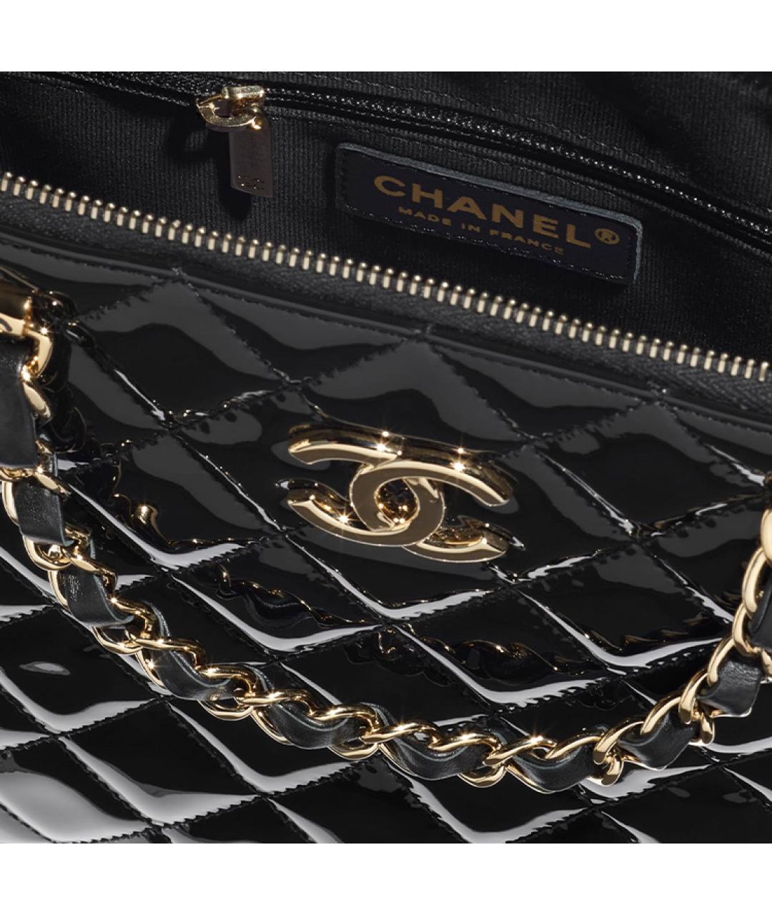 CHANEL Черная сумка через плечо из лакированной кожи, фото 4