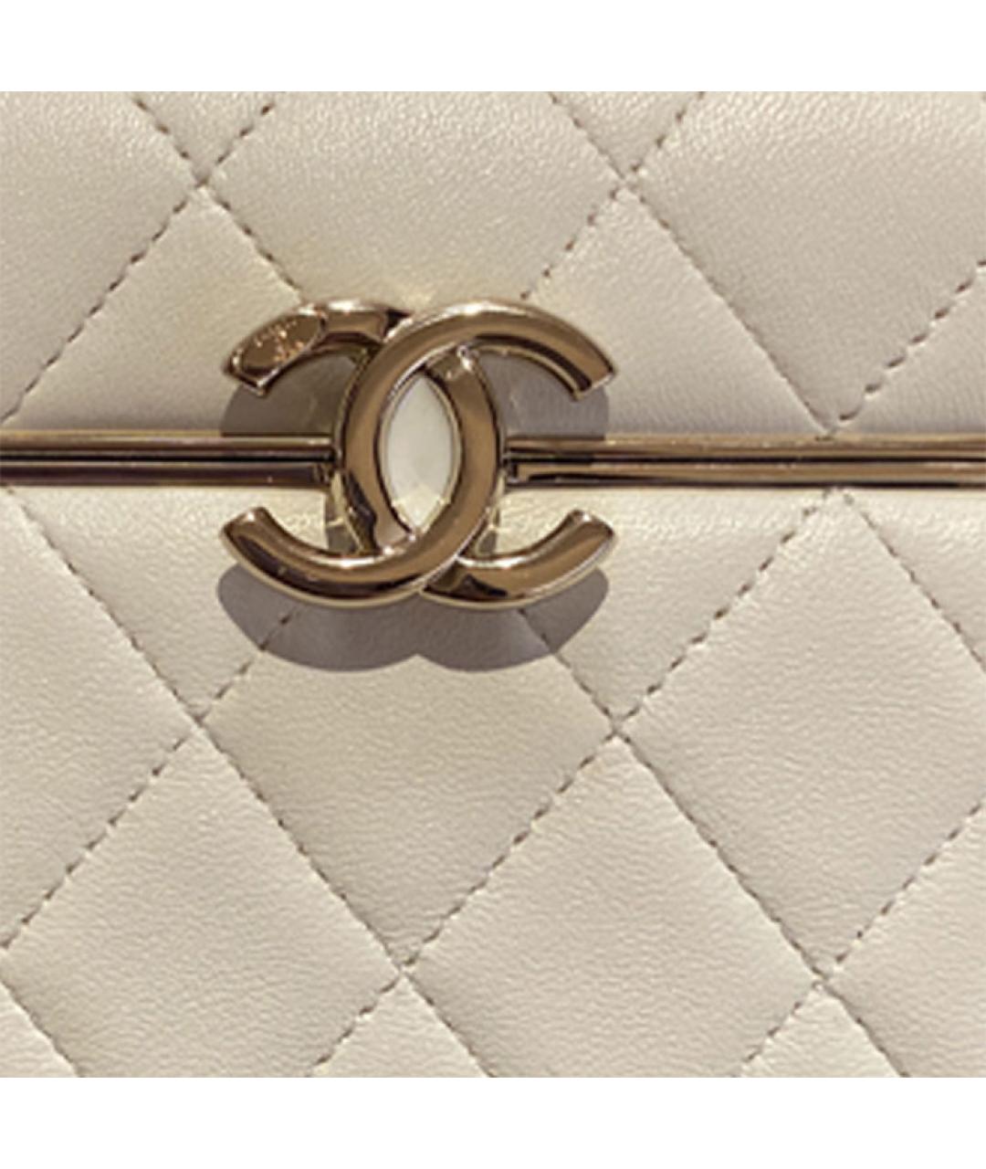 CHANEL Бежевая кожаная сумка через плечо, фото 3