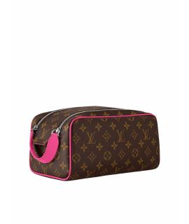 LOUIS VUITTON Дорожная и спортивная сумка