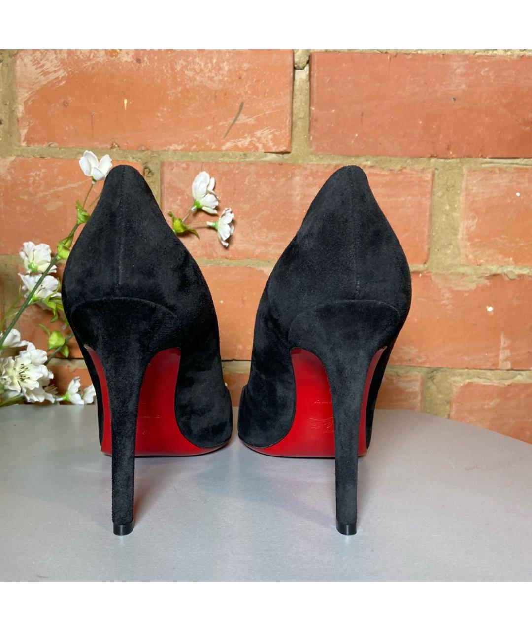 CHRISTIAN LOUBOUTIN Черные замшевые туфли, фото 5