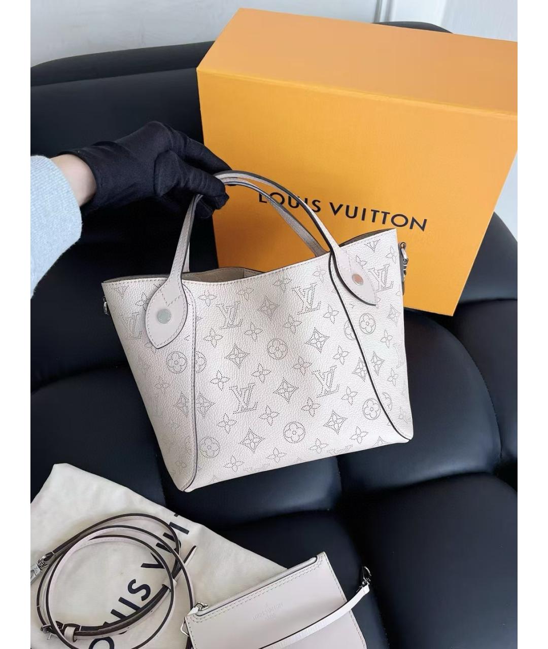 LOUIS VUITTON Белая кожаная сумка тоут, фото 3