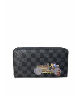 LOUIS VUITTON Кошелек