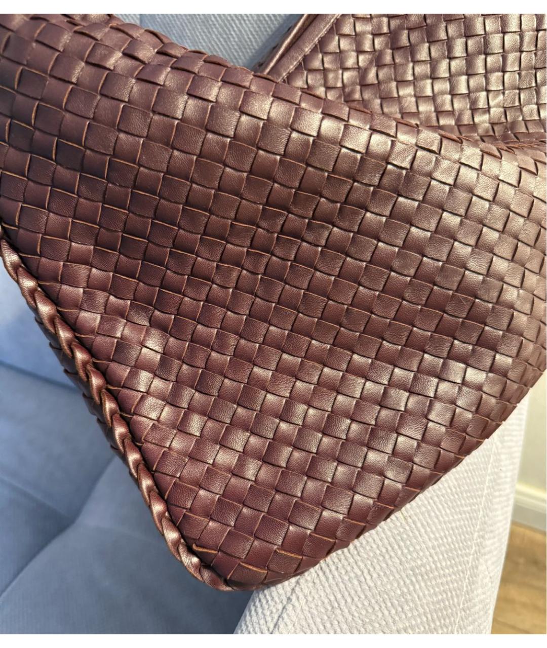 BOTTEGA VENETA Бордовая кожаная сумка тоут, фото 5