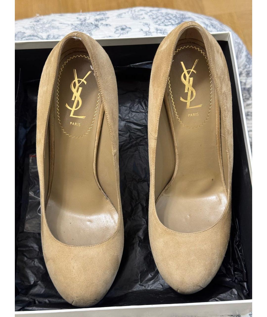SAINT LAURENT Бежевые замшевые туфли, фото 3