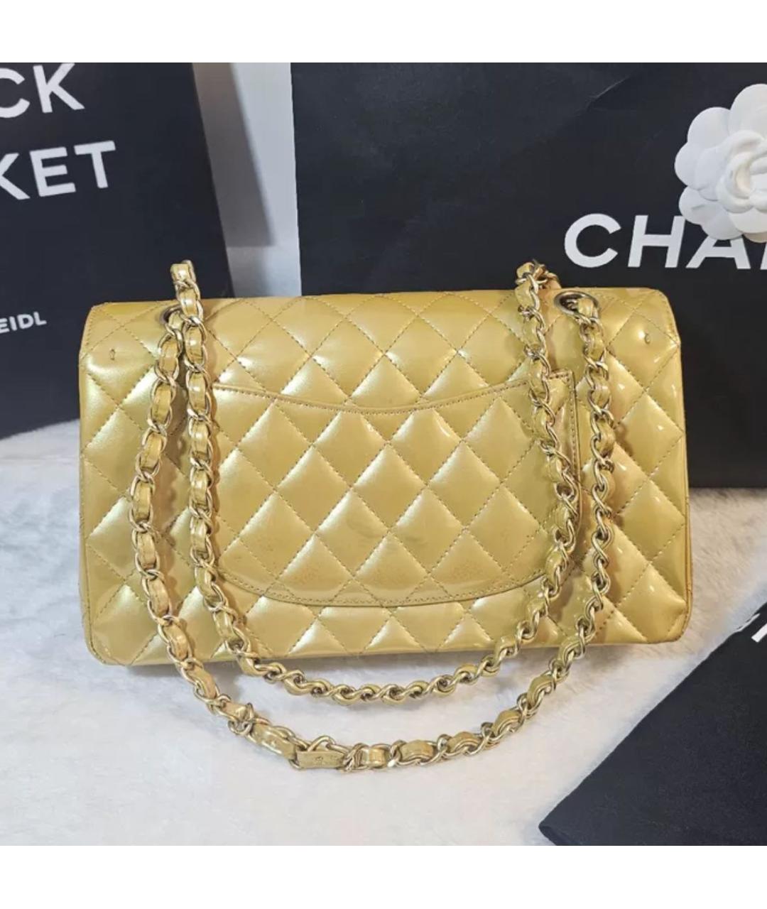 CHANEL Желтая сумка через плечо из лакированной кожи, фото 2