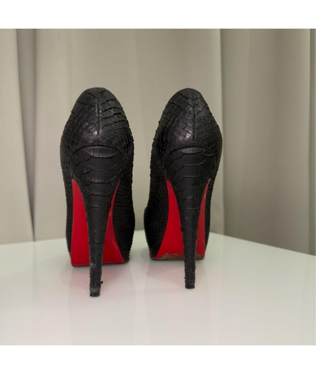 CHRISTIAN LOUBOUTIN Черные кожаные туфли, фото 2