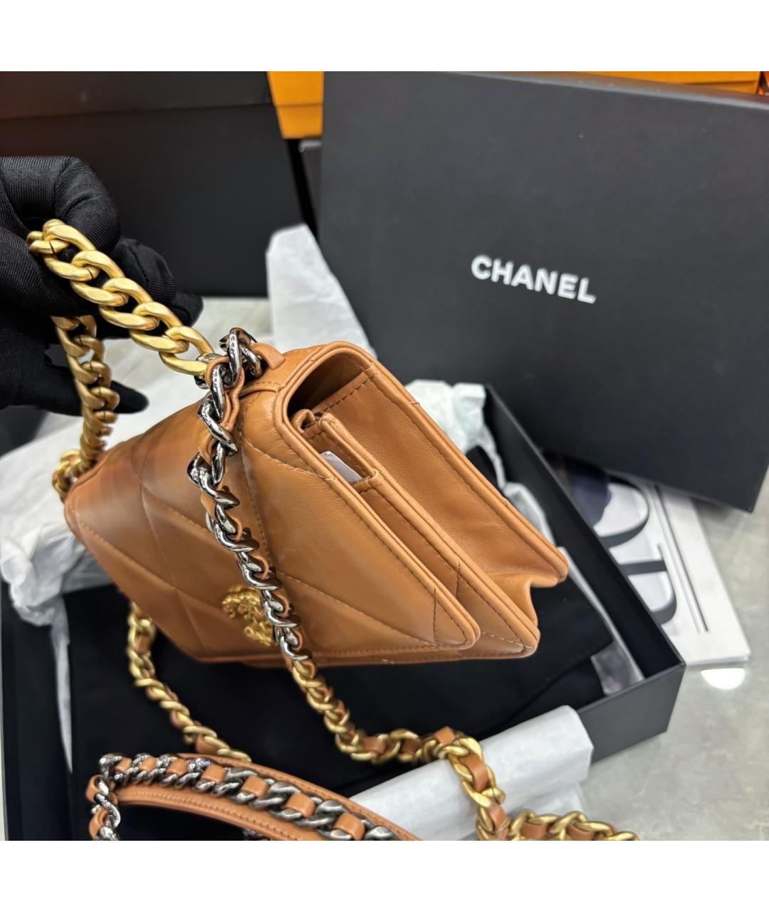 CHANEL Коричневая кожаная сумка через плечо, фото 4