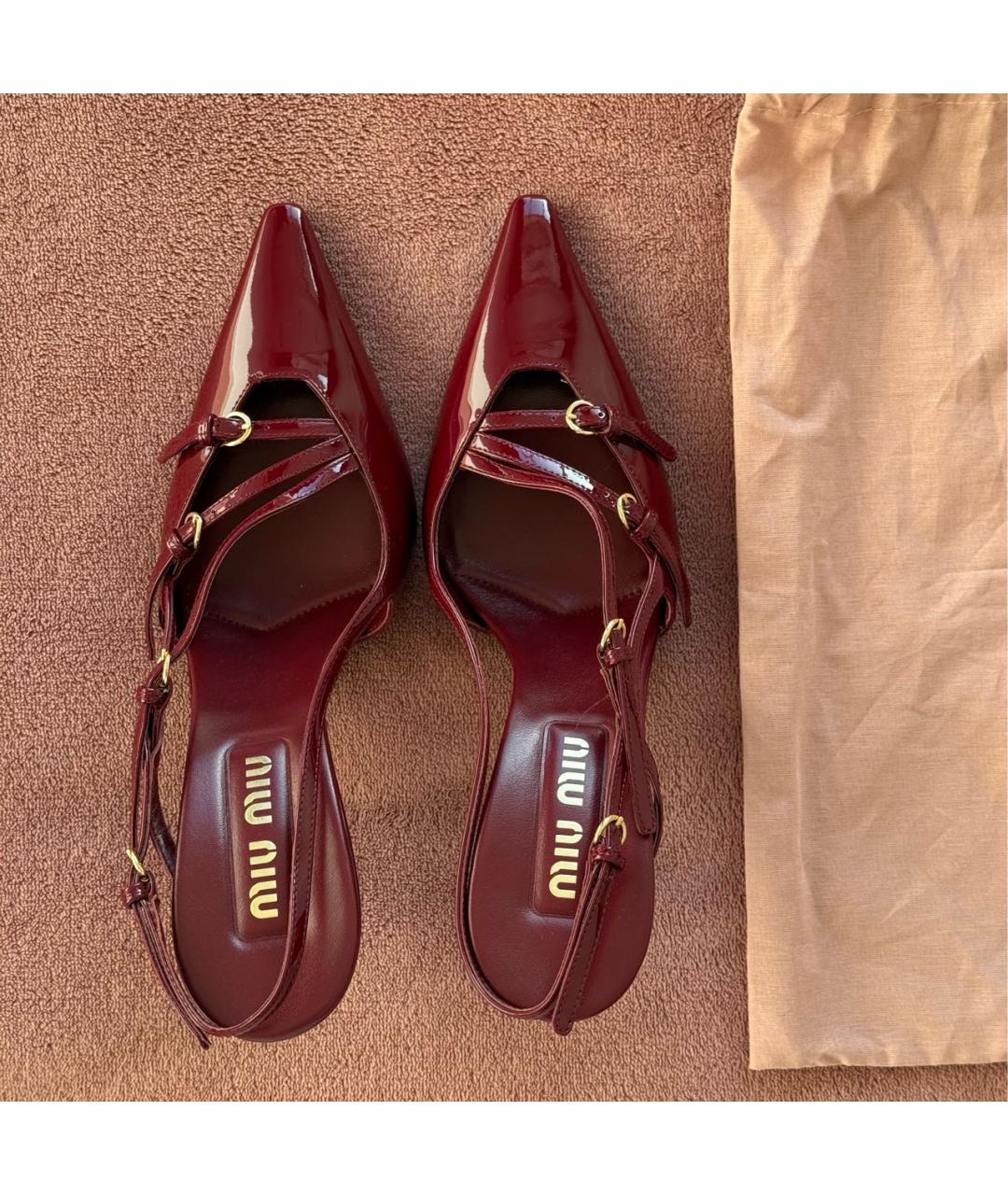 MIU MIU Бордовые туфли из лакированной кожи, фото 4