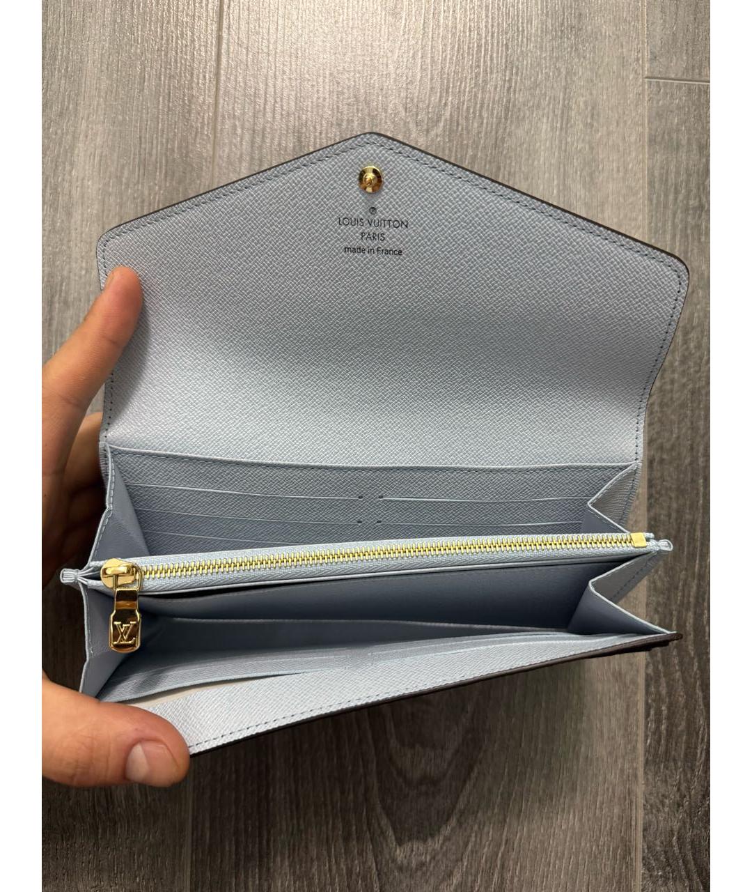 LOUIS VUITTON Бежевый кожаный кошелек, фото 7