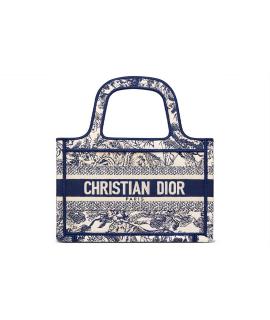 CHRISTIAN DIOR Сумка через плечо