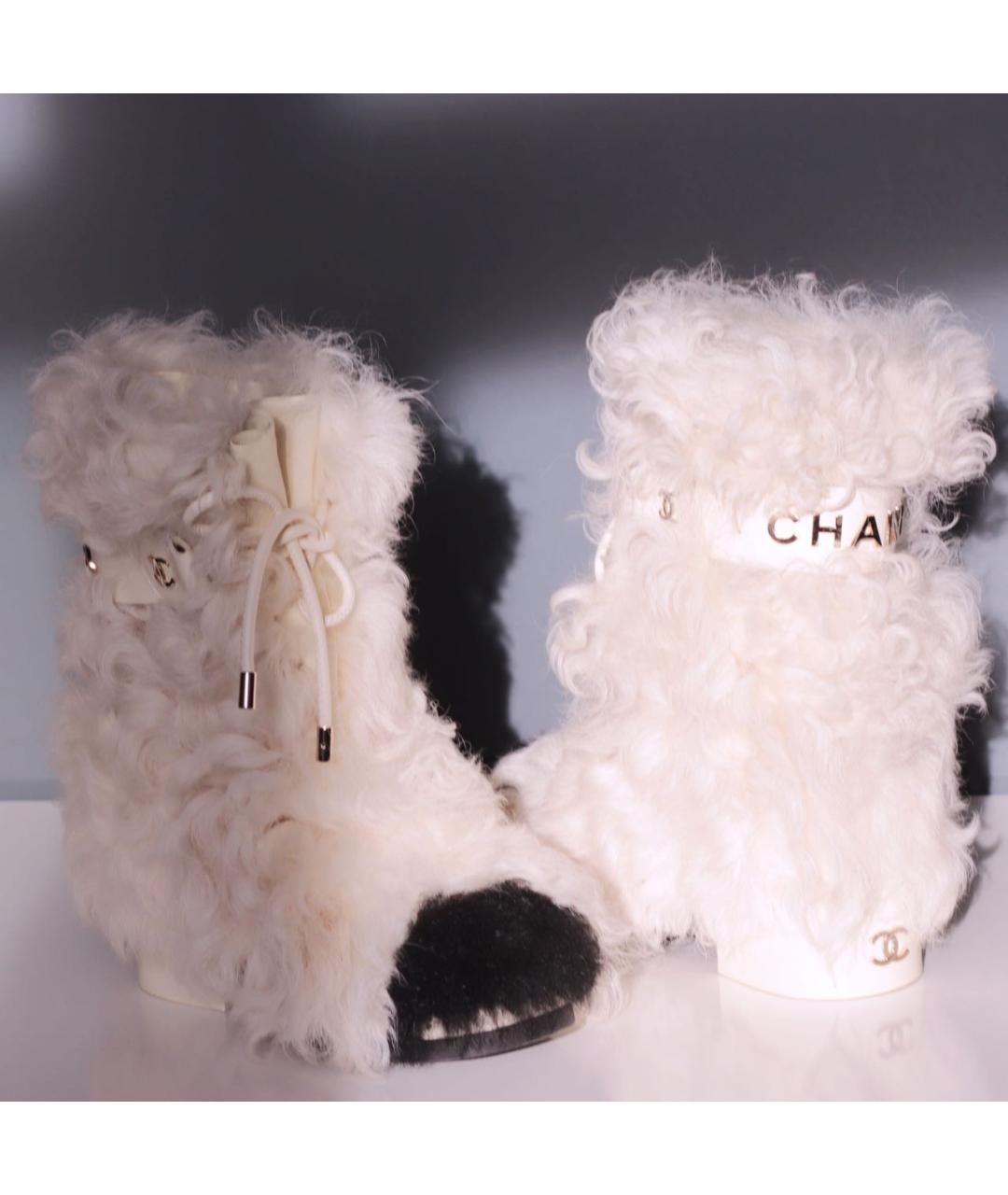 CHANEL Белые ботинки, фото 2